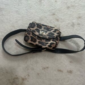 Leopard belt bag
